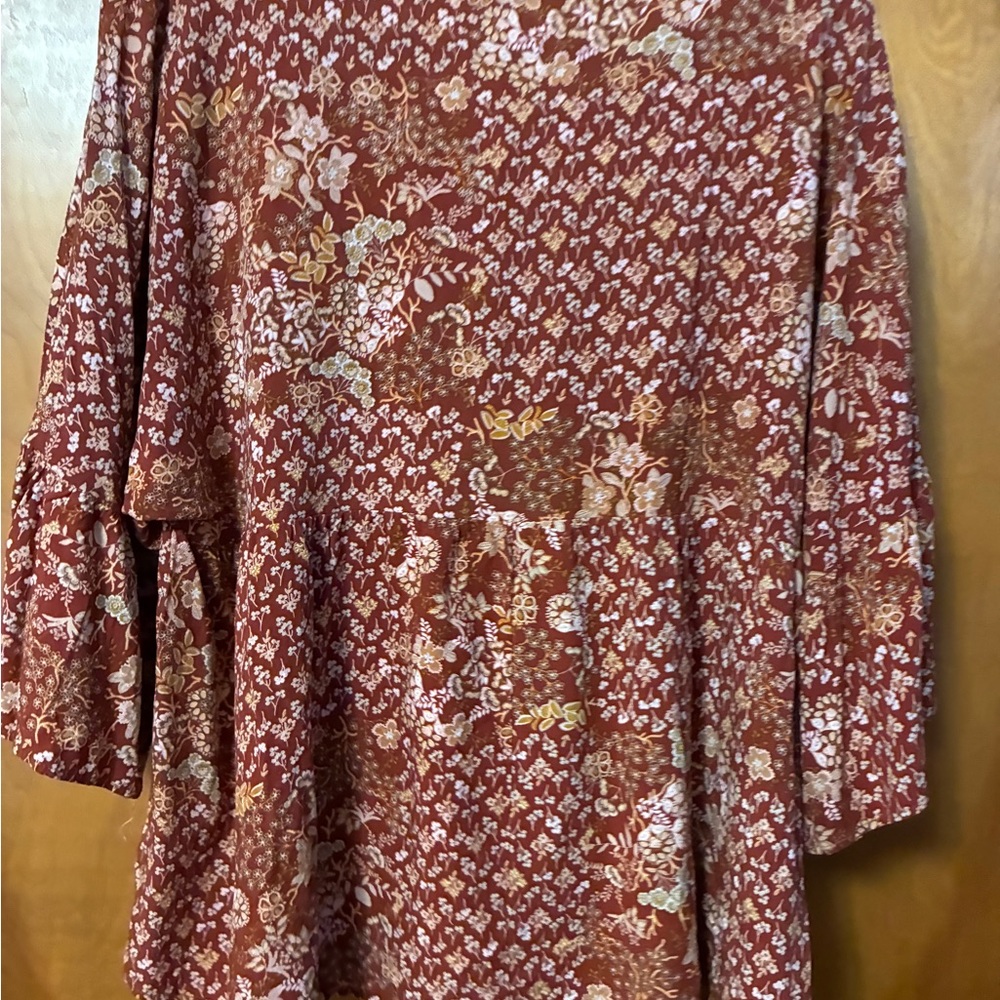 ANDREE BY UNIT Floral V-Neck Blouse 2Xl ruffle sleeves - Picture 9 of 9